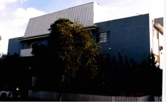 Building Photo - Lebaron Apartments