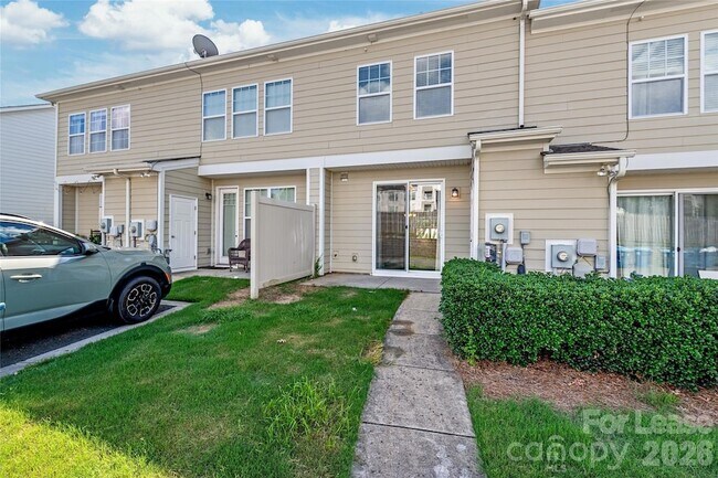 Building Photo - 2564 Tranquil Oak Pl