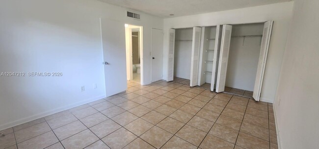 Building Photo - 4134 NW 79th Ave
