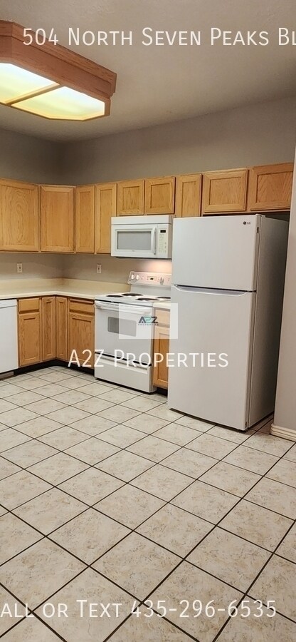Building Photo - 504 N Seven Peaks Blvd