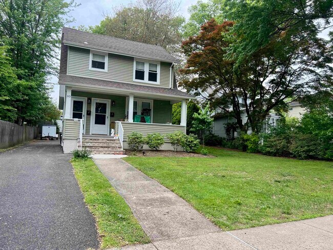 Building Photo - 80 3rd Ave