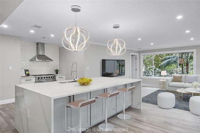 Building Photo - 311 E 8th Ave