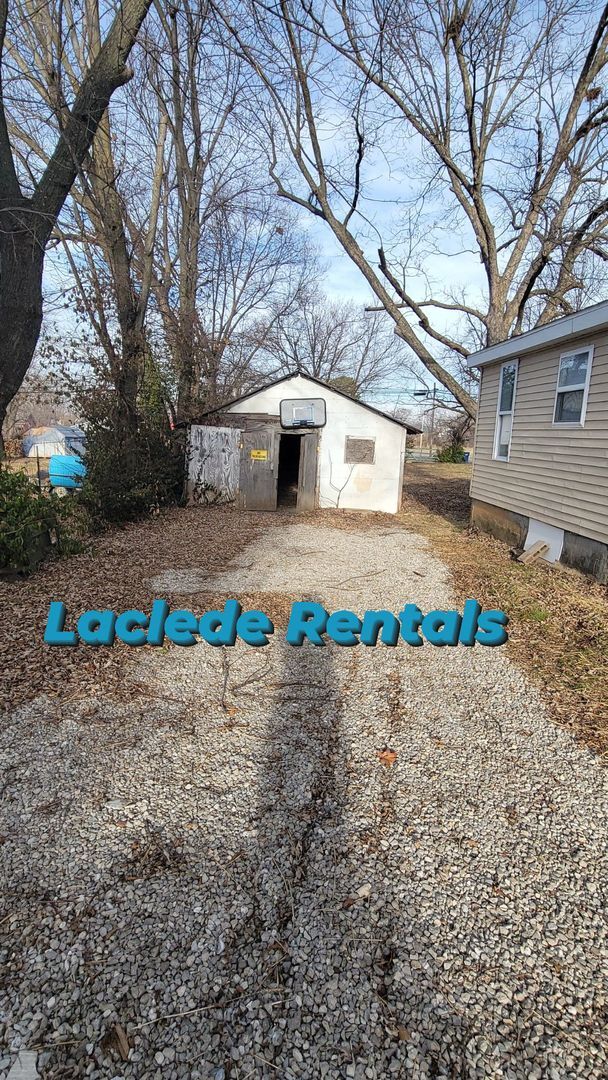 Building Photo - 411 W Hayes St