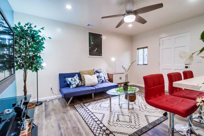 Relax in our cozy & inviting space after a long day of exploring Imperial Beach - 1738 Dahlia Ave