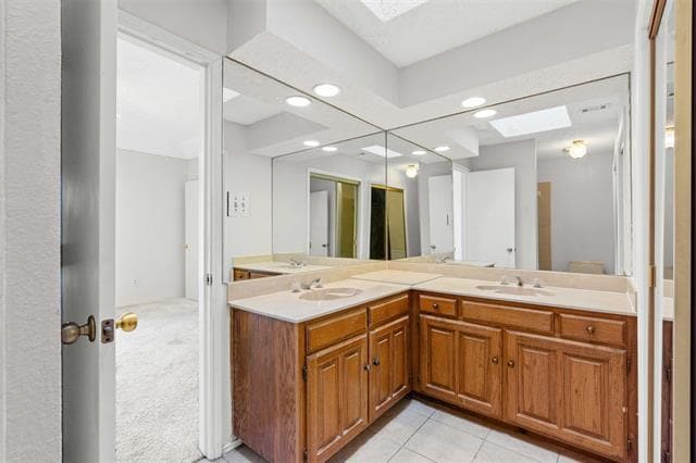 Building Photo - 841 Country Club Pl