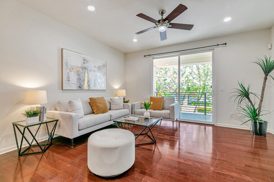 Building Photo - 40733 Greystone Ter