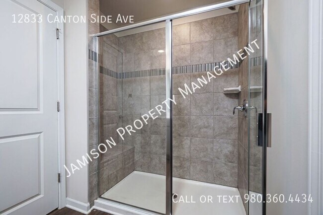 Building Photo - 12833 Canton Side Ave