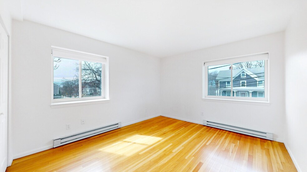 Building Photo - 525 Highland Ave