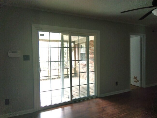 Building Photo - 7204 Standish Ct