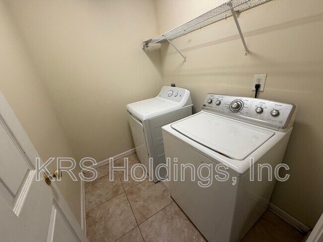 Building Photo - 120 Kennet Dr