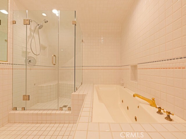 Building Photo - 5463 Katherine Ave