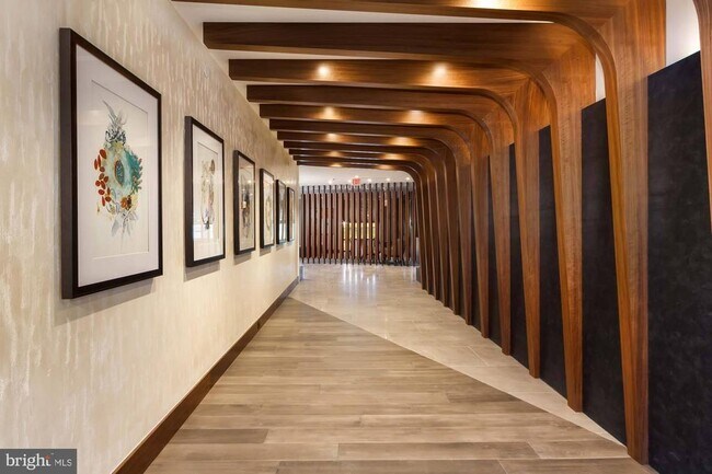 Building Photo - 145 Riverhaven Dr