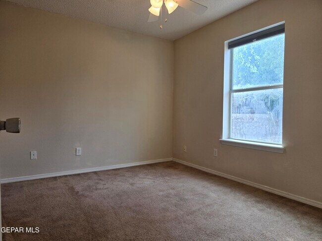 Building Photo - 14173 Smokey Point Dr