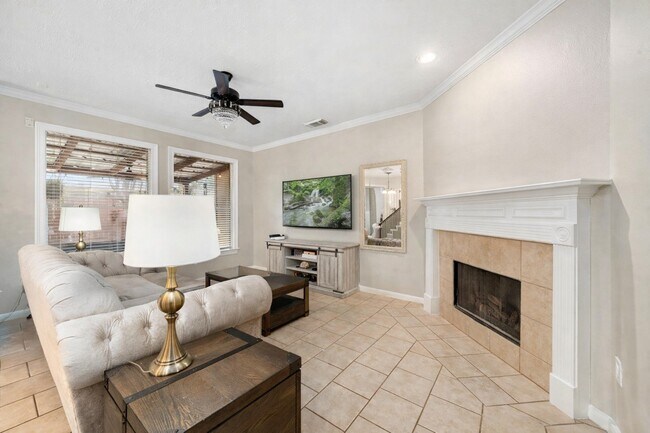 Building Photo - 24647 Hampton Lakes Dr