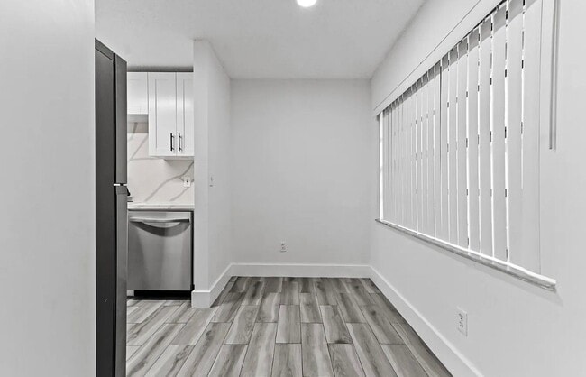 Building Photo - 1459 Summit Run Cir