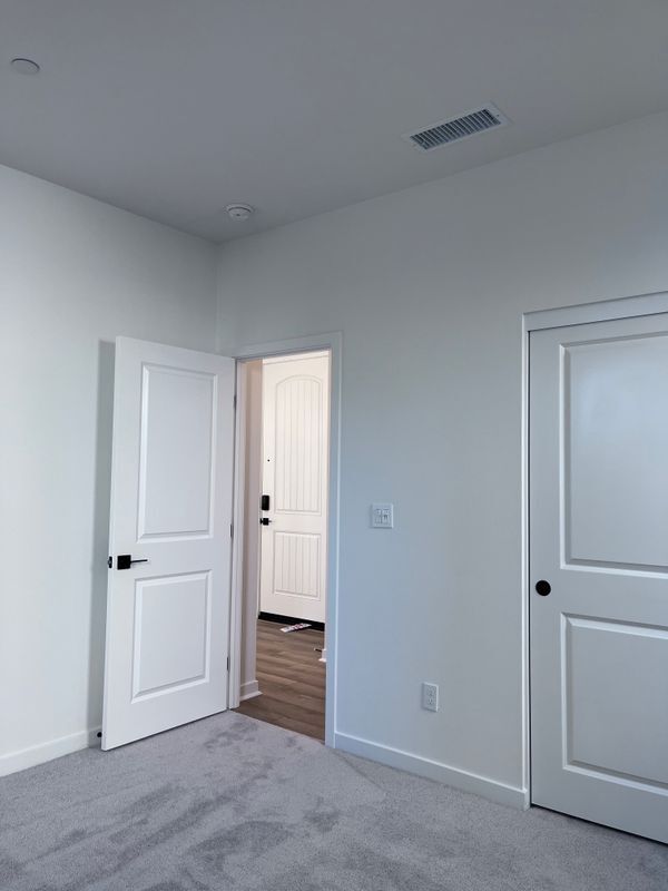 Building Photo - 4077 Pomelo Dr