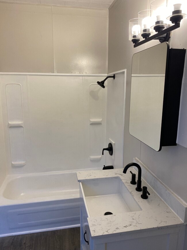 Upstairs bathroom - 1921 18th St