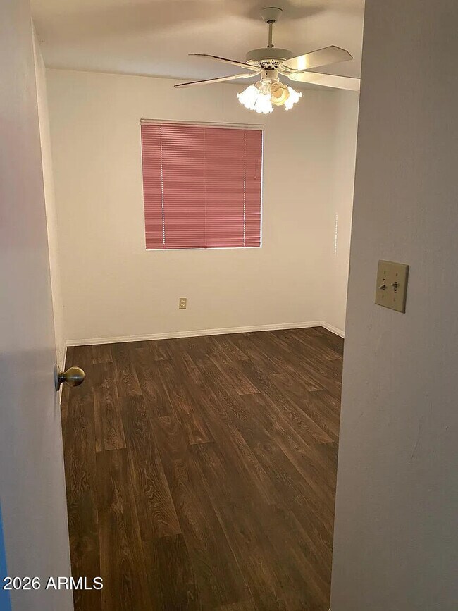 Building Photo - 450 N 335th Ave