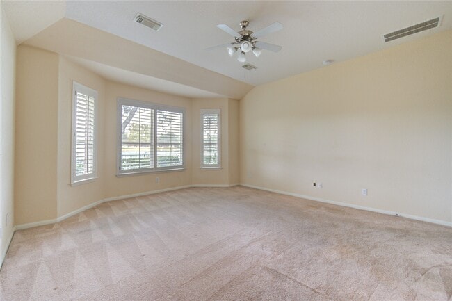 Building Photo - 5802 Horseshoe Falls