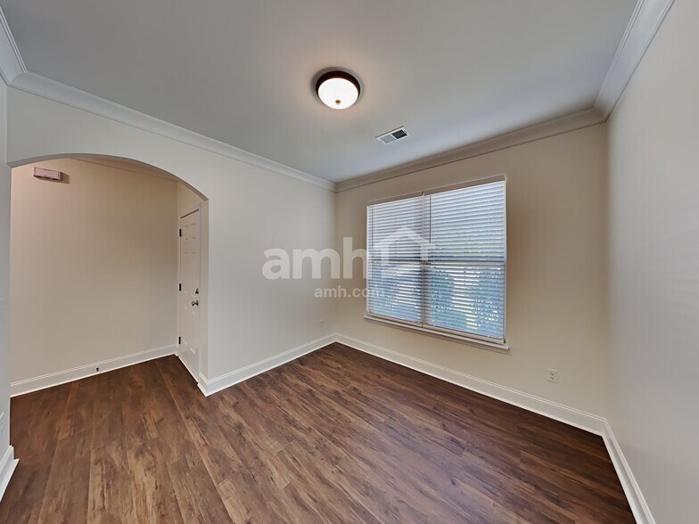 Building Photo - 44 Brookhill Ct