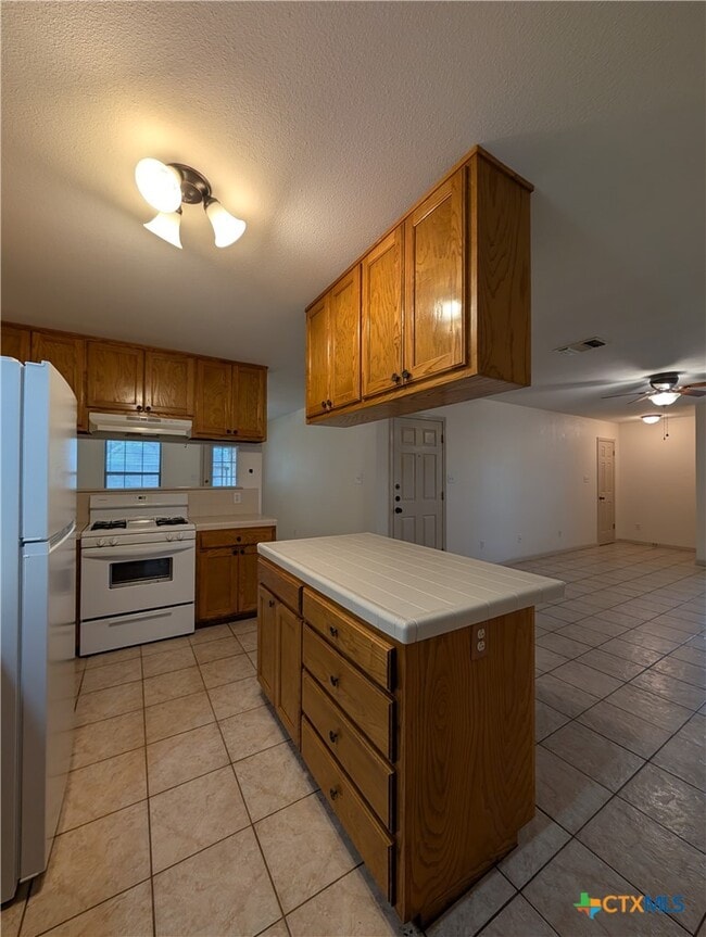 Building Photo - 1134 Misty Acres Dr