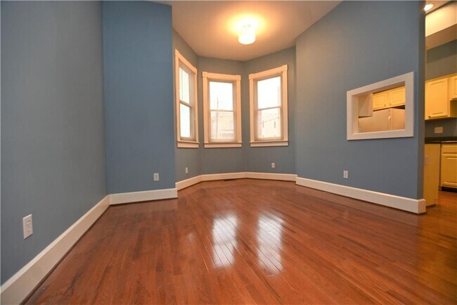 Building Photo - 916 N ALABAMA St