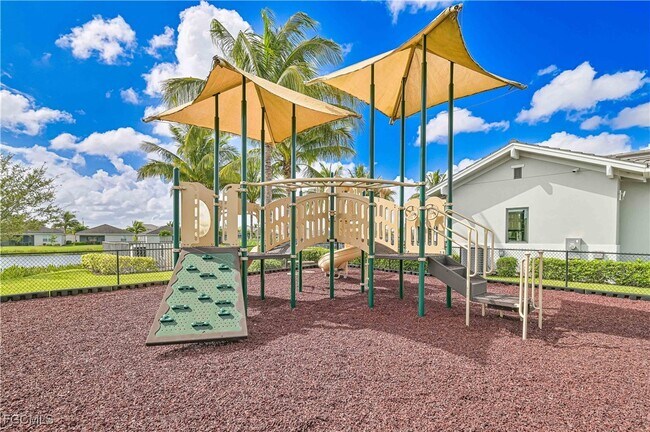 Building Photo - 4316 Lemongrass Dr