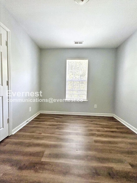 Building Photo - 5731 Laborde Ave