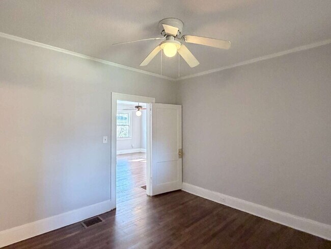 Building Photo - Rare Downtown Asheville Rental: 3BR/2BA House with Huge Yard & City Convenience- Dogs allowed!