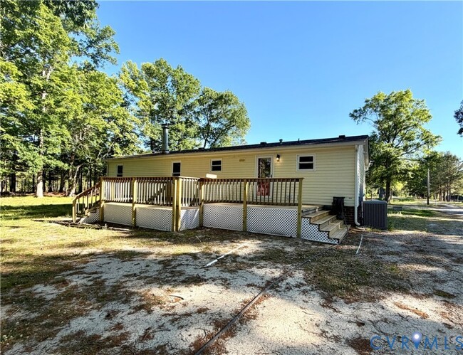 Building Photo - 13346 Bradley Bridge Rd