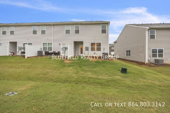 Building Photo - 1329 Wunder Way