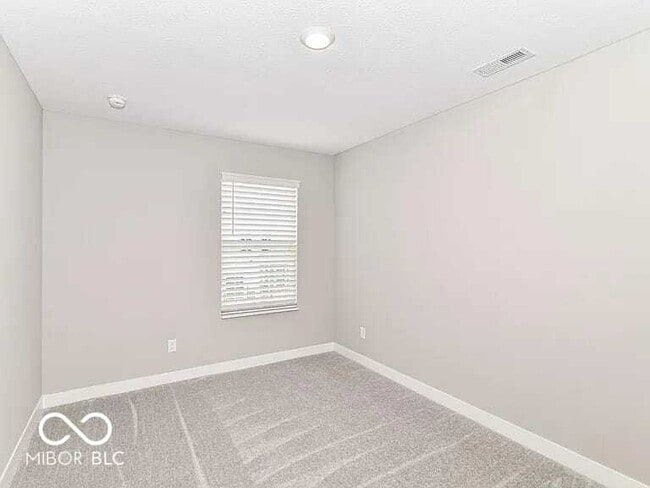 Building Photo - 6886 Sunstone Pl