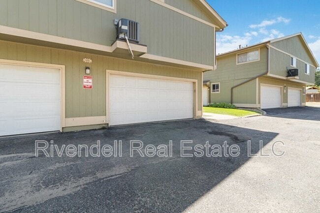 Building Photo - 1155 S Fairplay Cir
