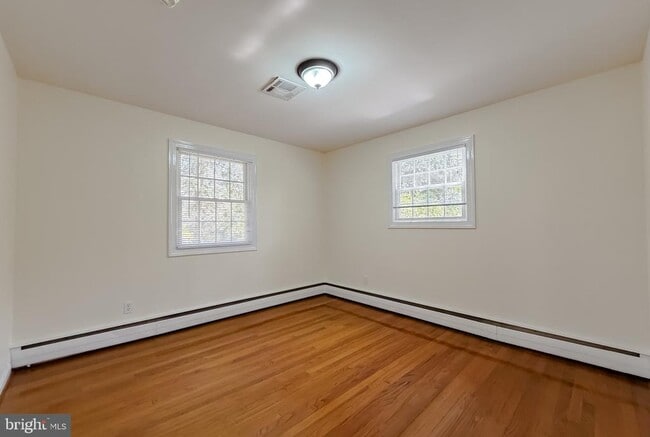 Building Photo - 19479 N Snow Hill Manor Rd