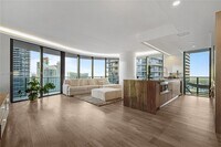 Building Photo - 801 S Miami Ave