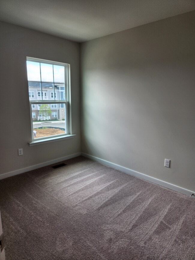 Building Photo - 4055 Grand Reserve Ln
