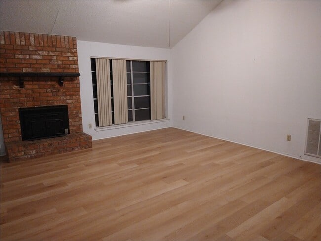 Building Photo - 11022 Longtom Ct