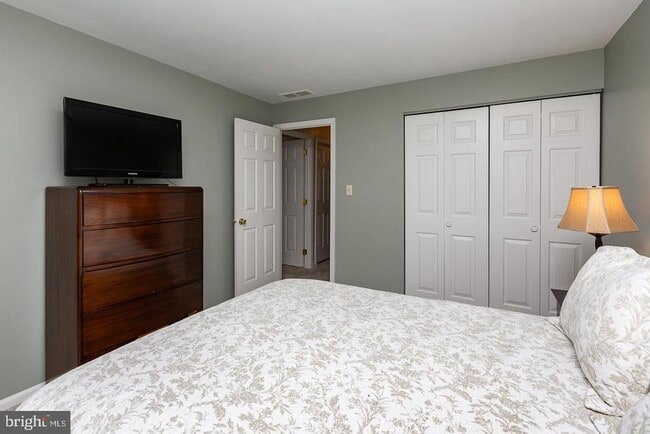 Building Photo - 107 Haldeman St