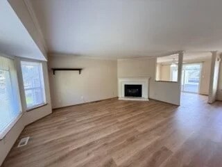 Building Photo - 9757 Spinnaker Blvd NW