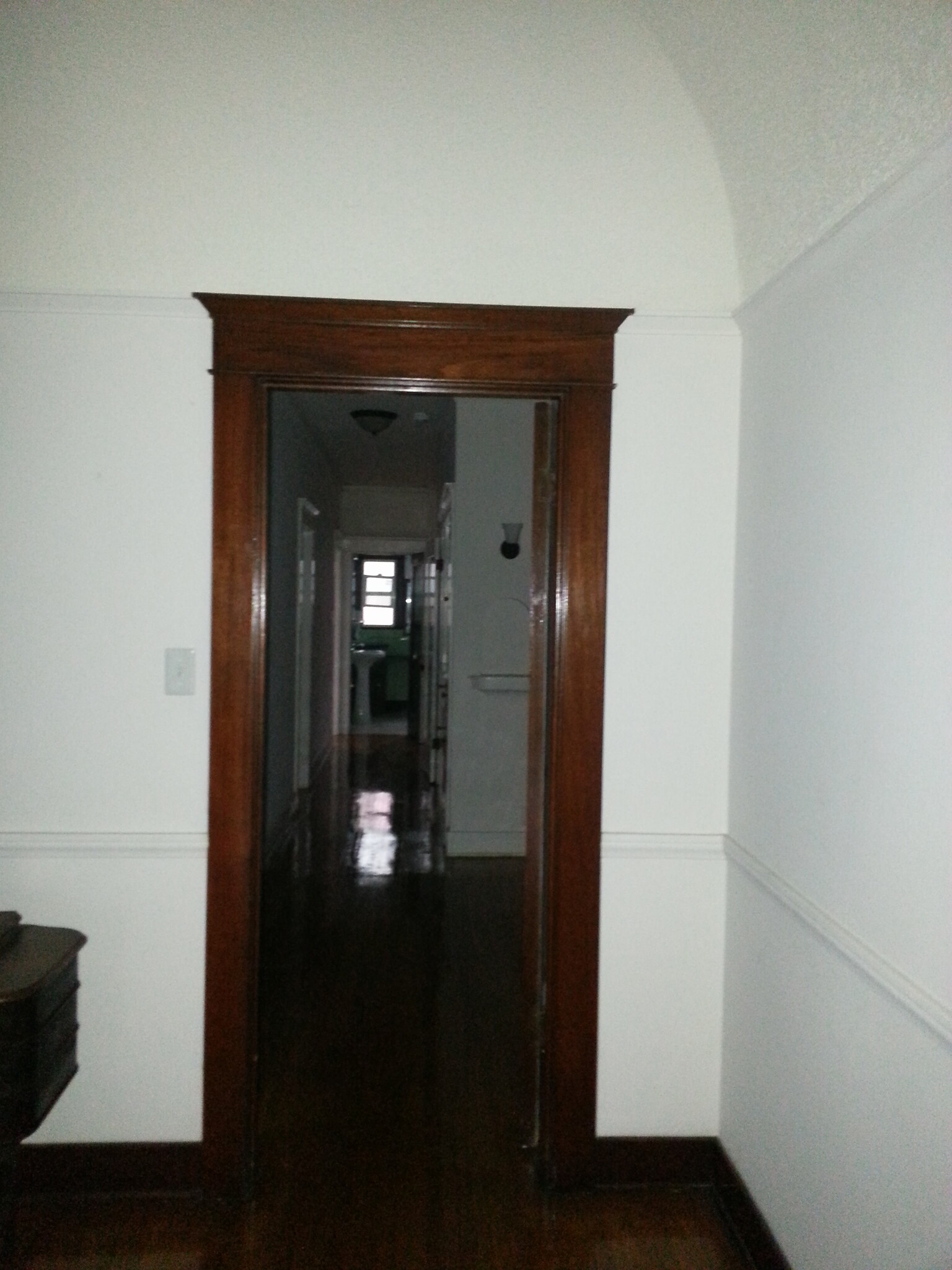 Hallway to bedrooms and bath room - 218 1/2 N Kenmore Ave