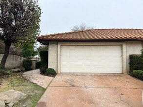 Building Photo - Beautiful 3-bedroom for rent- West Side