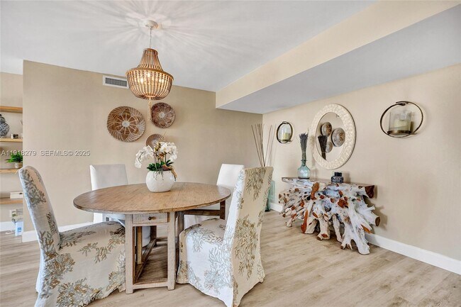 Building Photo - 2301 S Ocean Dr