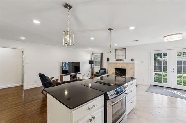 Building Photo - 10525 Castlegate Dr