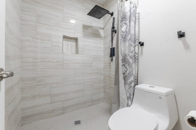 Building Photo - 7410 Brandyridge