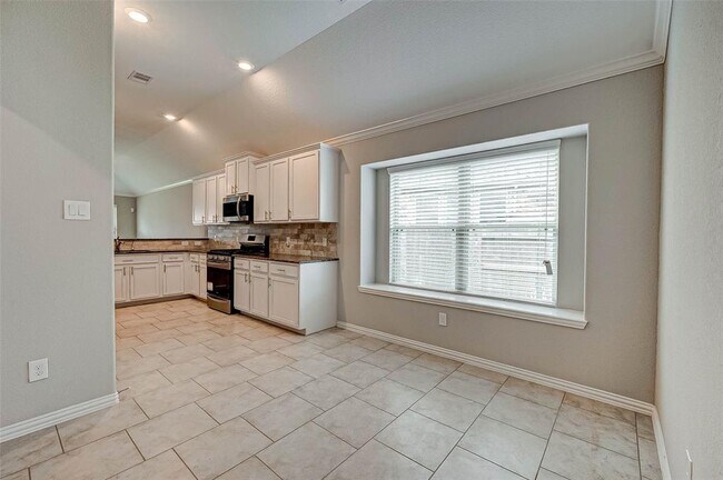 Building Photo - 15526 Atwood Bay Trl
