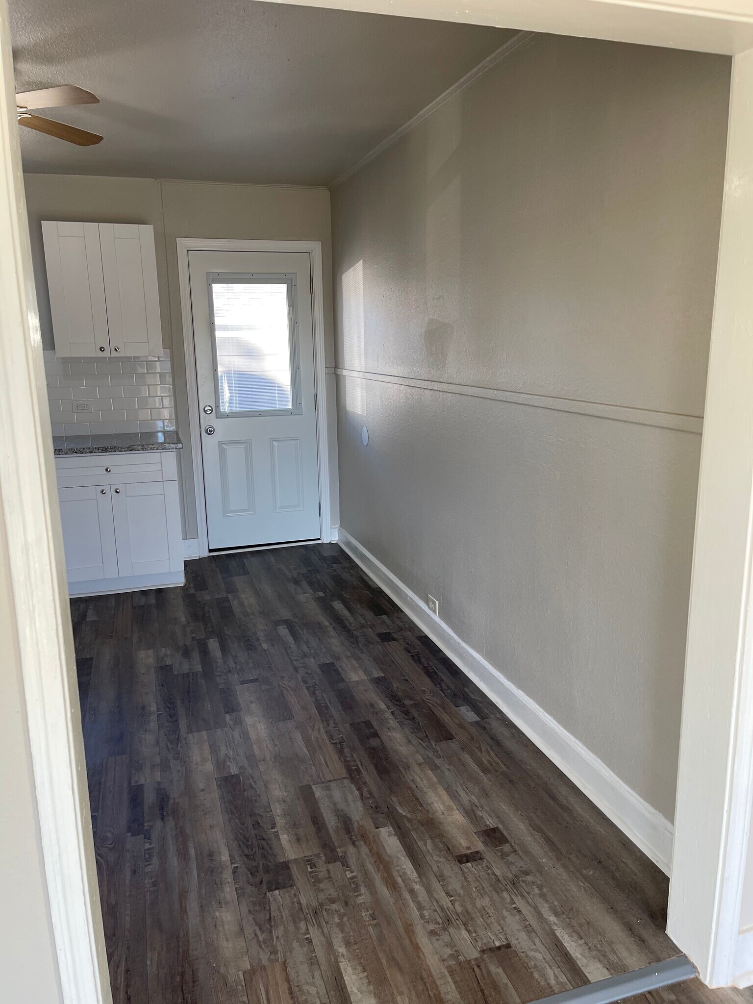 Building Photo - 2411 Avenue G