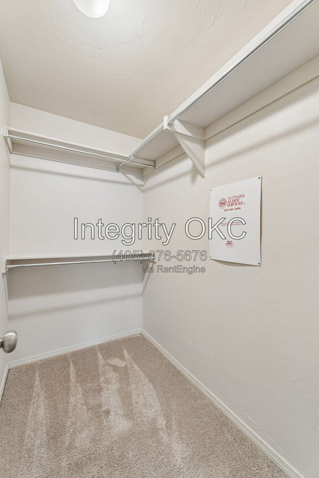 Building Photo - 2800 NW 184th St