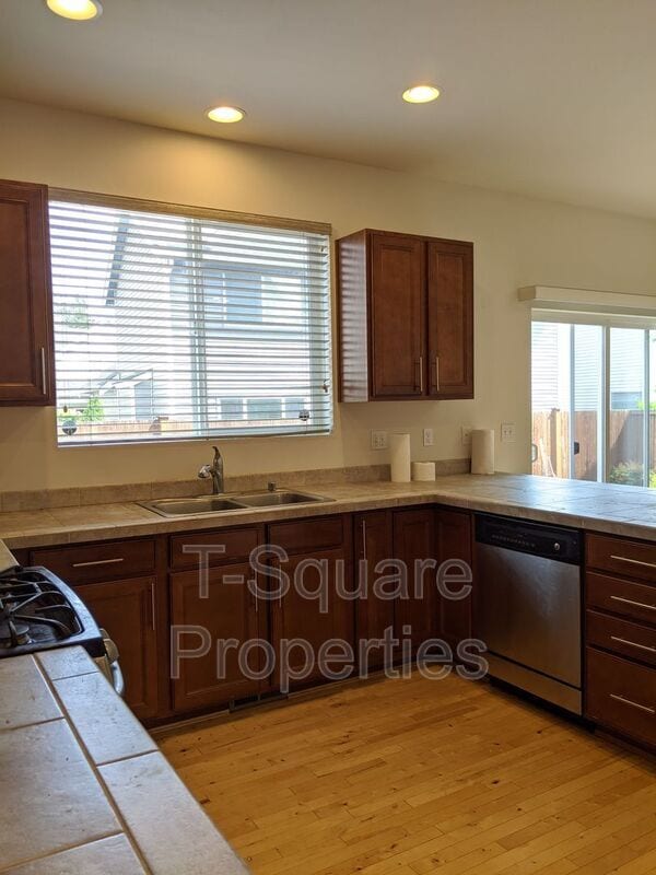 Building Photo - 417 125th Pl SE