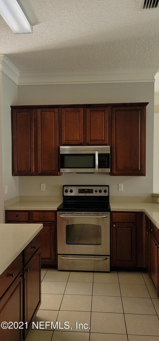 Building Photo - 14227 Sea Eagle Dr