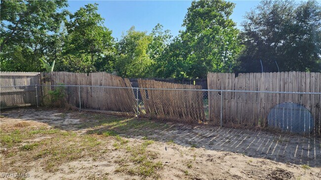 Building Photo - 12819 Kellywood Cir